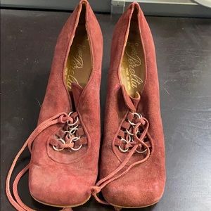 Enrico Perelta Vintage Suede Pumps Sz 8
